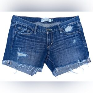 ABERCROMBIE & FITCH Women’s Low Rise Distressed Cuffed Blue Denim Shorts Size: 4
